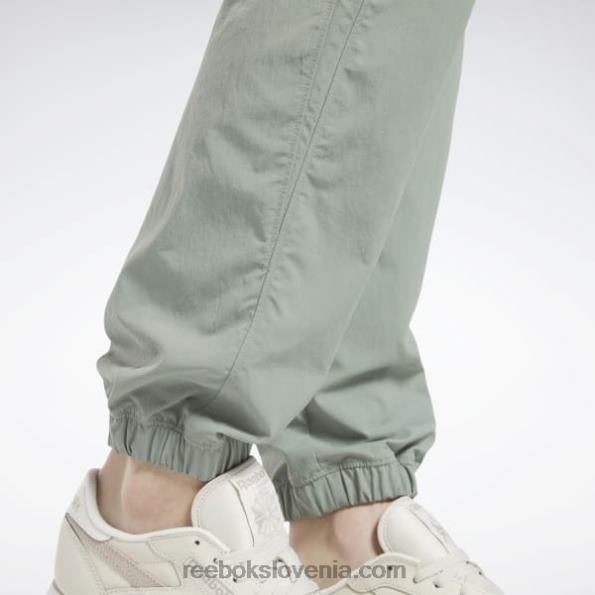 Reebok klasične franšizne trenirke R22JR275 harmonija zelena ženske