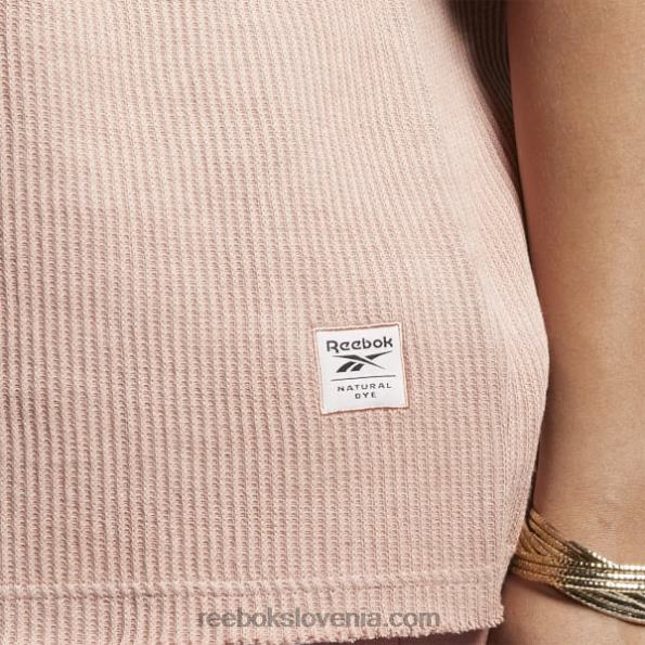 Reebok klasična vafelj majica z naravnim barvilom (večja velikost) R22JR982 kanjonske korale ženske